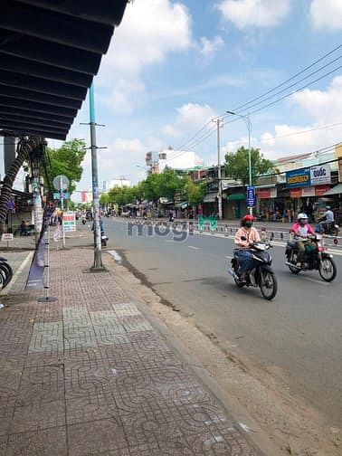 Hình ảnh Cho thuê TOÀ NHÀ MỚI 48P FULL NỘI THẤT THANG MÁY mặt tiền Lê Văn Quới.