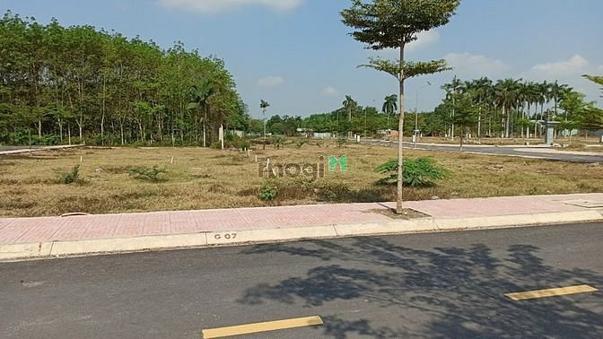 Hình ảnh Đất  Nguyễn Văn Khạ. Sổ riêng, xây tự do.