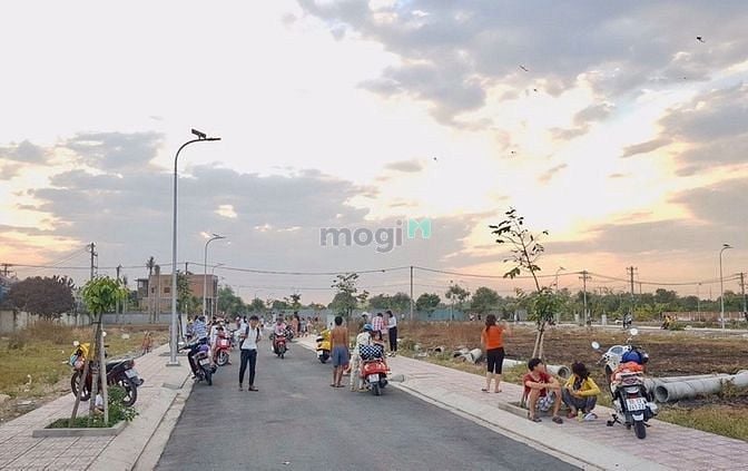 Hình ảnh Đất Bình Chánh. Đất đẹp như mơ. XD tự do.