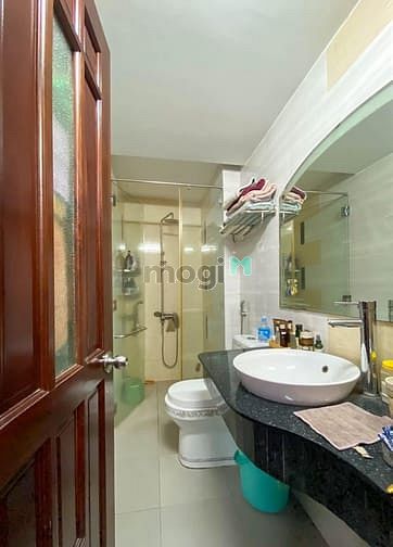 Hình ảnh Bán nhà MT Bình Trị Đông, Bình Tân- 4 tầng-80m2-6,85 tỷ.