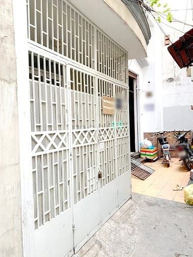 Hình ảnh Nhà 2lầu hẻm Trần Đình Xu P. Cô Giang Q1