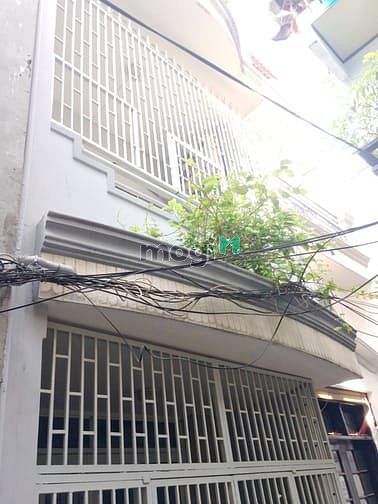 Hình ảnh Nhà 2lầu hẻm Trần Đình Xu P. Cô Giang Q1