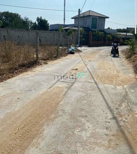 Hình ảnh Chính chủ gửi bán lô đất thuộc xã Phước Hưng Long điền brvt