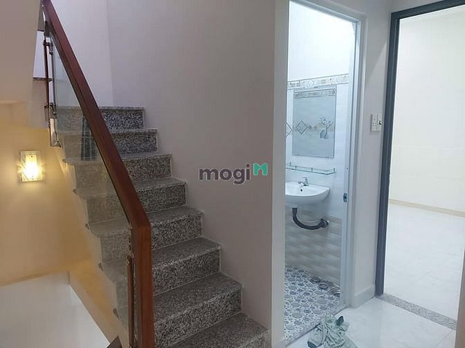 Hình ảnh Nhà 3 tầng BTCT 40M2 bên hông chợ PHẠM VĂN HAI