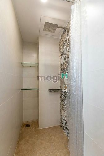 Hình ảnh Mb6623 nạp rút nhanh chóng Studio gần đường Võ Văn Kiệt - A815
