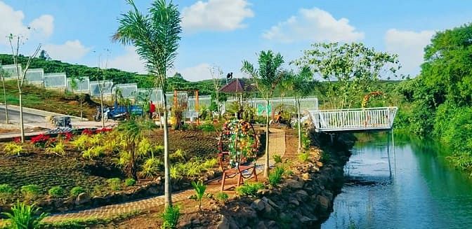Hình ảnh Bán 200m2 đất thổ cư, gần ngã 5 đambri, sổ hồng sẵn, giá rẻ