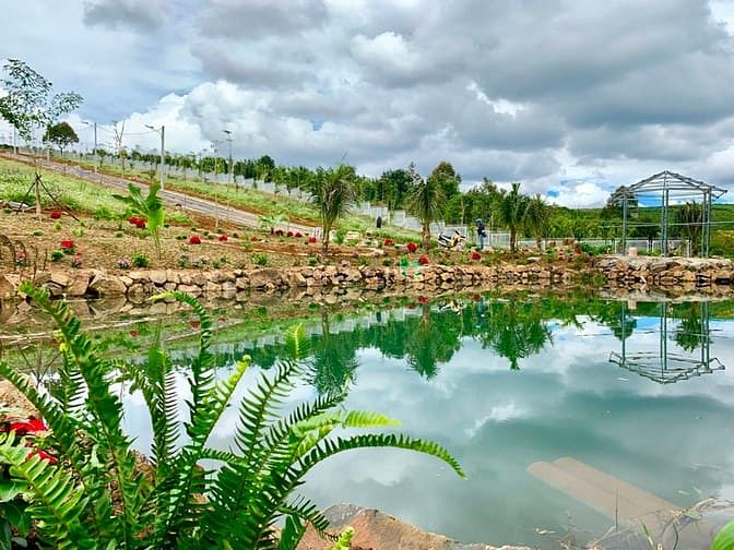 Hình ảnh Bán 200m2 đất thổ cư, gần ngã 5 đambri, sổ hồng sẵn, giá rẻ