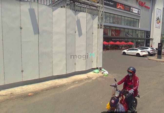 Hình ảnh Bán ngay lô đất đường Dương Quảng Hàm, gần EMart, P5, Gò Vấp, SHR. Giá