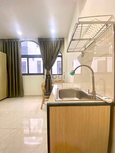 Hình ảnh Căn Hộ Phú Nhuận, Full Nội thất, Có thang máy 20m2, Bếp, Cưa sổ thoáng