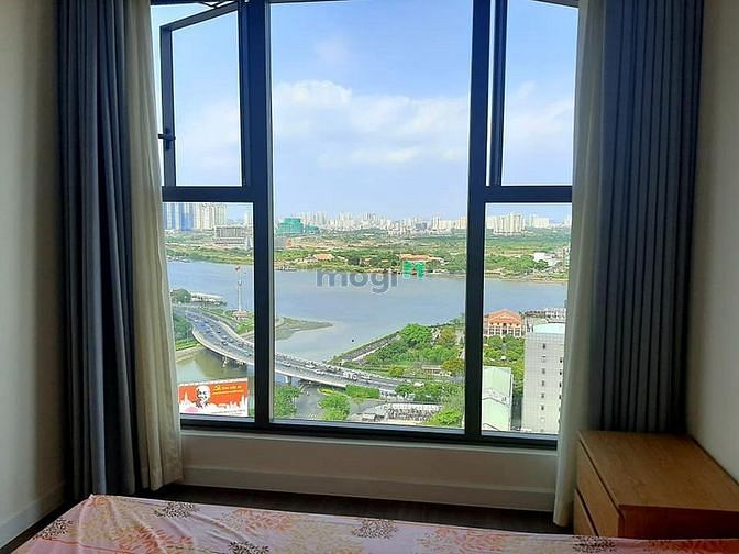 Hình ảnh Cho thuê SaiGon Royal Bến Vân Đồn Q4