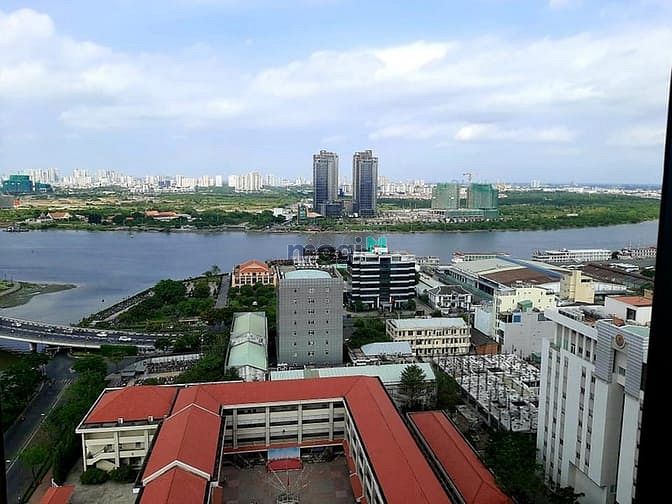 Hình ảnh Cho thuê SaiGon Royal Bến Vân Đồn Q4