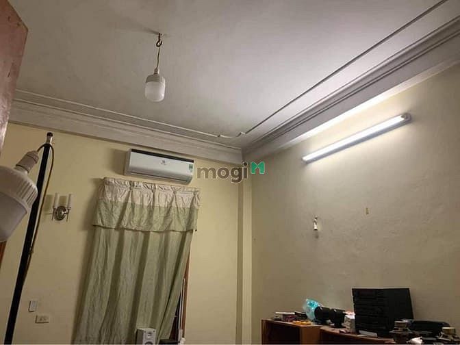 Hình ảnh 🏫 Lạc Long Quân - 20m Ra Đường oto- Sổ Hoa Hậu - 40m Gía Hơn 3 Tỷ.
