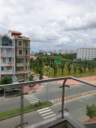 Hình ảnh Cho thuê nhà mặt tiền khu Him Lam.Q7