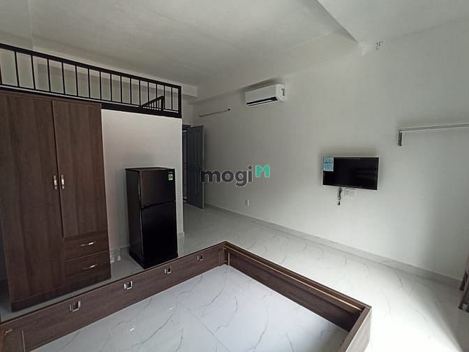 Hình ảnh Cho Thue Căn Hộ Full Nội Thất Ban công Quận 7