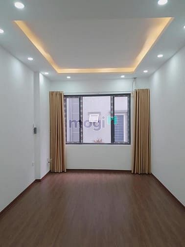 Hình ảnh Cho thuê cả nhà mặt phố Đặng Thuỳ Trâm,  55m2 x 5 tầng, căn góc