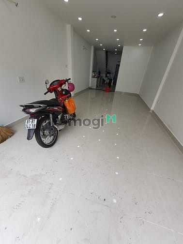 Hình ảnh Cho thuê nhà 386C Lê Văn Sỹ, Phường 14, Quận 3