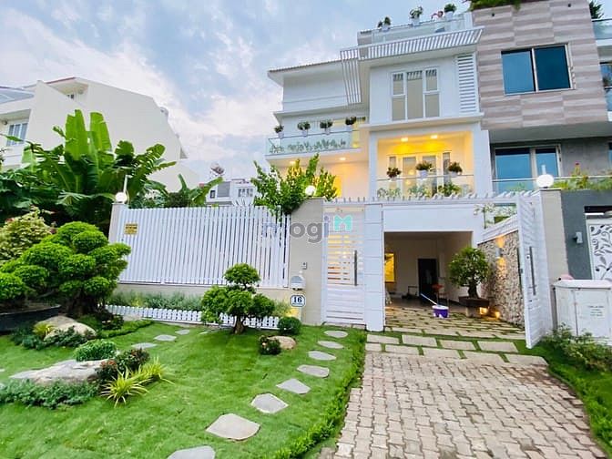 Hình ảnh Cho thuê biệt thự Phú Mỹ, Quận 7, Tp. Hồ Chí Minh nhà mới 100%