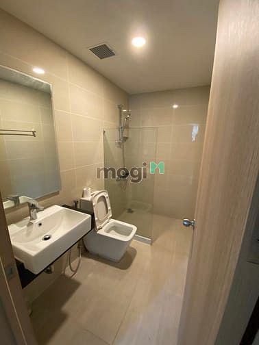 Hình ảnh Cho thuê căn 2PN 75m2 Golden Mansion chỉ 14tr/tháng