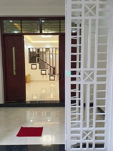 Hình ảnh Nhà đẹp đường Láng giá cực rẻ- ngõ thông