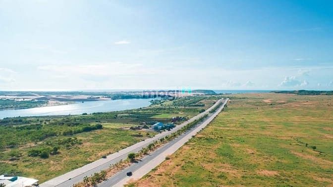 Hình ảnh Bán 11,620m2 đất vườn hoà thắng view biển, cách biển 2km chỉ 250k/m2