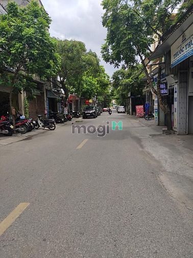 Hình ảnh Siêu HIẾM. ĐẤT Ngọc Lâm. Ô Tô Tránh – Vỉa hè – MT Khủng,250m2 chỉ 17tỷ