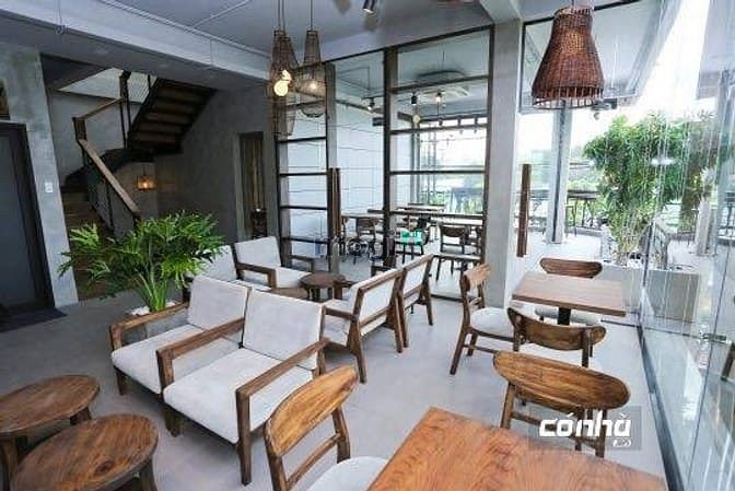 Hình ảnh Cho Thuê Căn nhà Góc 2 mặt tiền đường lớn quận Tân Bình