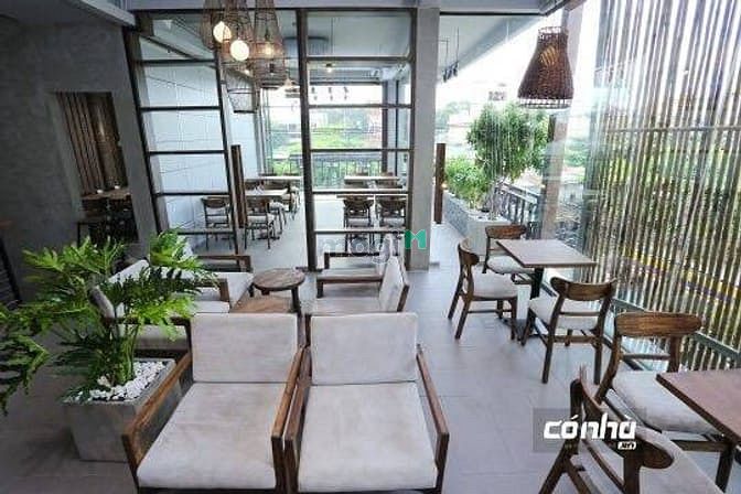Hình ảnh Cho Thuê Căn nhà Góc 2 mặt tiền đường lớn quận Tân Bình