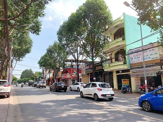 Hình ảnh MT Phan Trung, p Tân Mai, Biên Hòa, 588m2 , đang cho thuê 100tr/ tháng