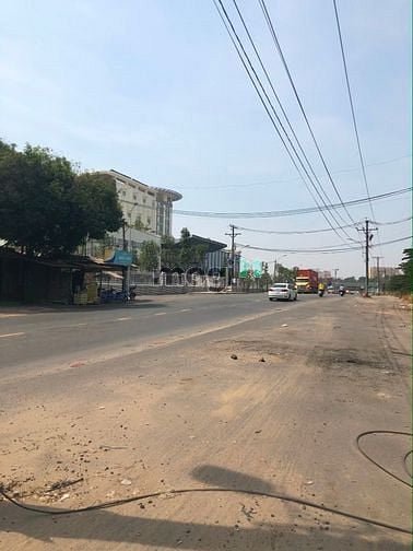 Hình ảnh Bán lô đất (8x25m) MT đường D400 sát bên bệnh viện Ung Bướu Cơ Sở 2.