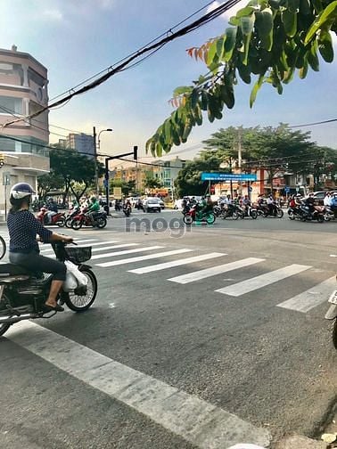 Hình ảnh Đúng Giá + Đúng Vị Trí . Bán Gấp 3 Lô Đất KDC Tên Lửa . 3 Tỷ 950 Triệu