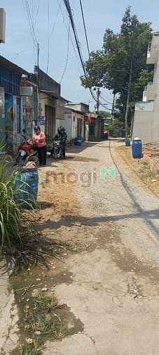 Hình ảnh Chủ cần bán nhanh lô đất 2 mặt tiền hẻm 140 đường cầu xây 2