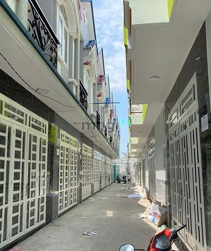 Hình ảnh Nhà Phố Tỉnh Lộ 10 - BÌNH CHÁNH