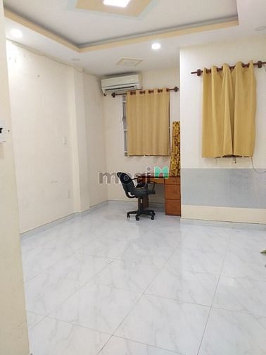 Hình ảnh Trung tâm Quận 10, Hòa Hưng, 30m2, nở hậu
