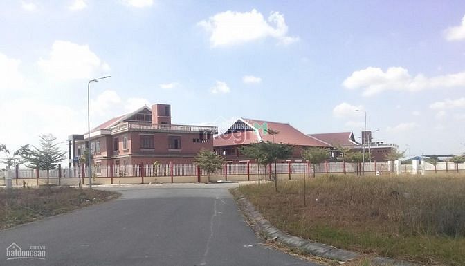Hình ảnh Kẹt tiền cần bán gấp lô đất thổ cư 105m2,gần AEON Bình Tân 20 phút-SHR
