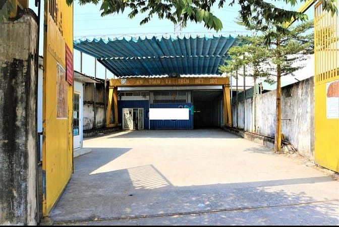 Hình ảnh Kho MT QL1A, f BTĐ A, Bình Tân, 1300m2, sân cont đậu, kho đẹp