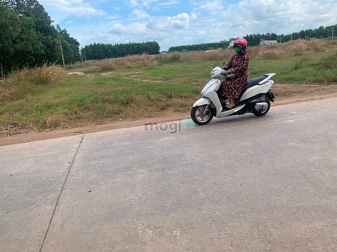 Hình ảnh Bán 6 xào 8. đất 2 mặt tiền ngay vòng xoay 60m, sổ riêng