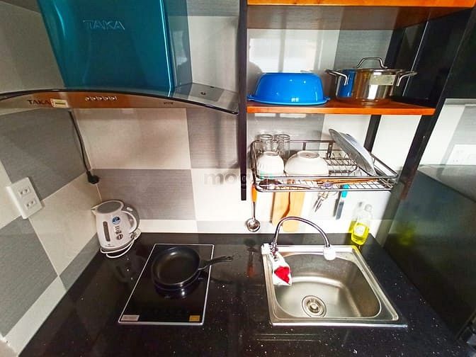 Hình ảnh Mb6623 nạp rút nhanh chóng studio FULL nội thất, giếng trời thoáng mát Cao Thắng Quận 3