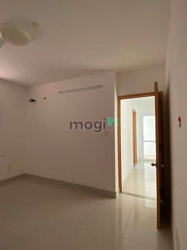 Hình ảnh Cho thuê CHCC Tara, Quận 8, 70m2, 2PN, 2WC, view đẹp, nhà trống