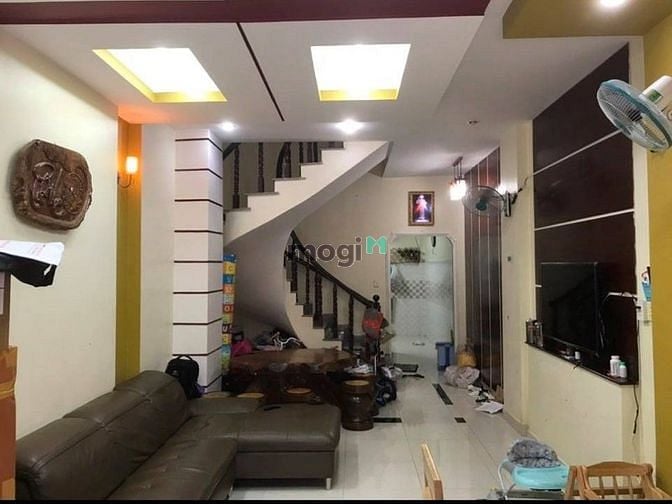 Hình ảnh Bán nhà mặt phố phường Tân Phú. DIỆN TÍCH: 60M2.