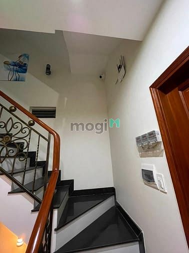 Hình ảnh CHDV Phan Tây Hồ full nội thất cao cấp
