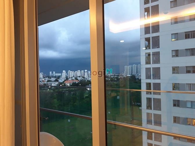Hình ảnh Độc nhất penthouse Cảnh Viên 3, DT: 200m2, 3PN, 3WC ,view yên tĩnh