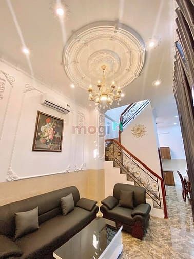 Hình ảnh Bán nhà trệt 2 lầu kiểu cổ điển hẻm 234 hoàng quốc việt gía 3.2 tỷ