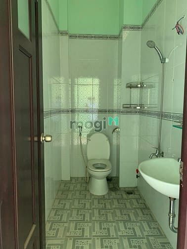 Hình ảnh nhà cho thuê, MỚI 100%, hẻm 8m, ngay Bệnh Viện Bình Tân