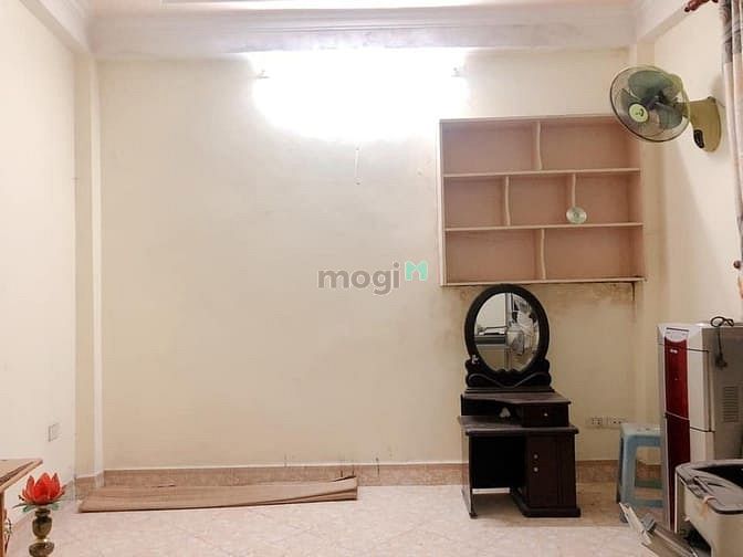 Hình ảnh Bán Nhà Phố Dịch Vọng Hậu Cầu Giấy Diện Tích 45M2 MT 5M Gía 4,6 Tỷ