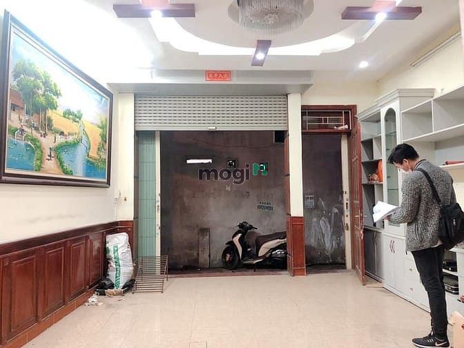Hình ảnh Bán Nhà Phố Dịch Vọng Hậu Cầu Giấy Diện Tích 45M2 MT 5M Gía 4,6 Tỷ