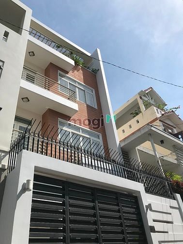 Hình ảnh Nhà nở hậu hẻm xe hơi quận Tân Bình