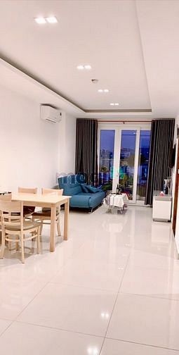 Hình ảnh Cho thuê CHCC Sky Center Phổ Quang, gần sân bay, 2PN đầy đủ nội thất,