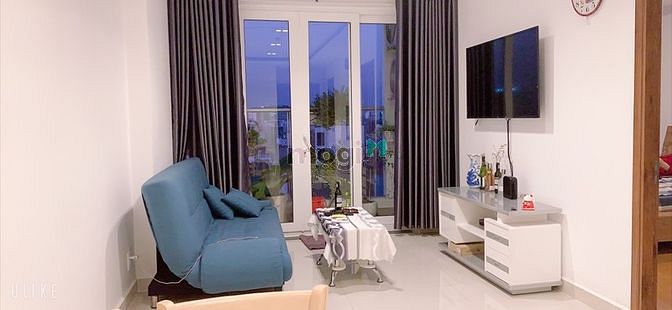Hình ảnh Cho thuê CHCC Sky Center Phổ Quang, gần sân bay, 2PN đầy đủ nội thất,