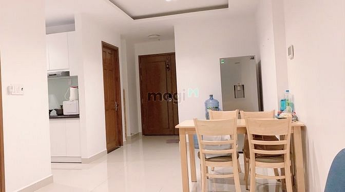 Hình ảnh Cho thuê CHCC Sky Center Phổ Quang, gần sân bay, 2PN đầy đủ nội thất,