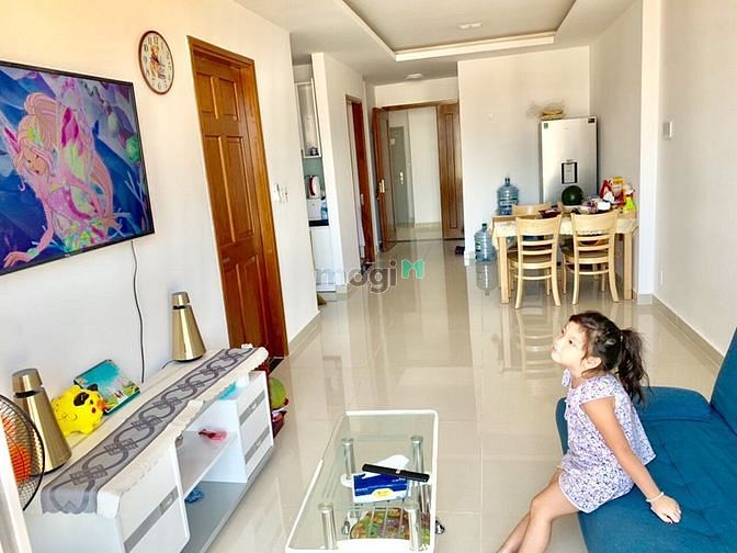 Hình ảnh Cho thuê CHCC Sky Center Phổ Quang, gần sân bay, 2PN đầy đủ nội thất,